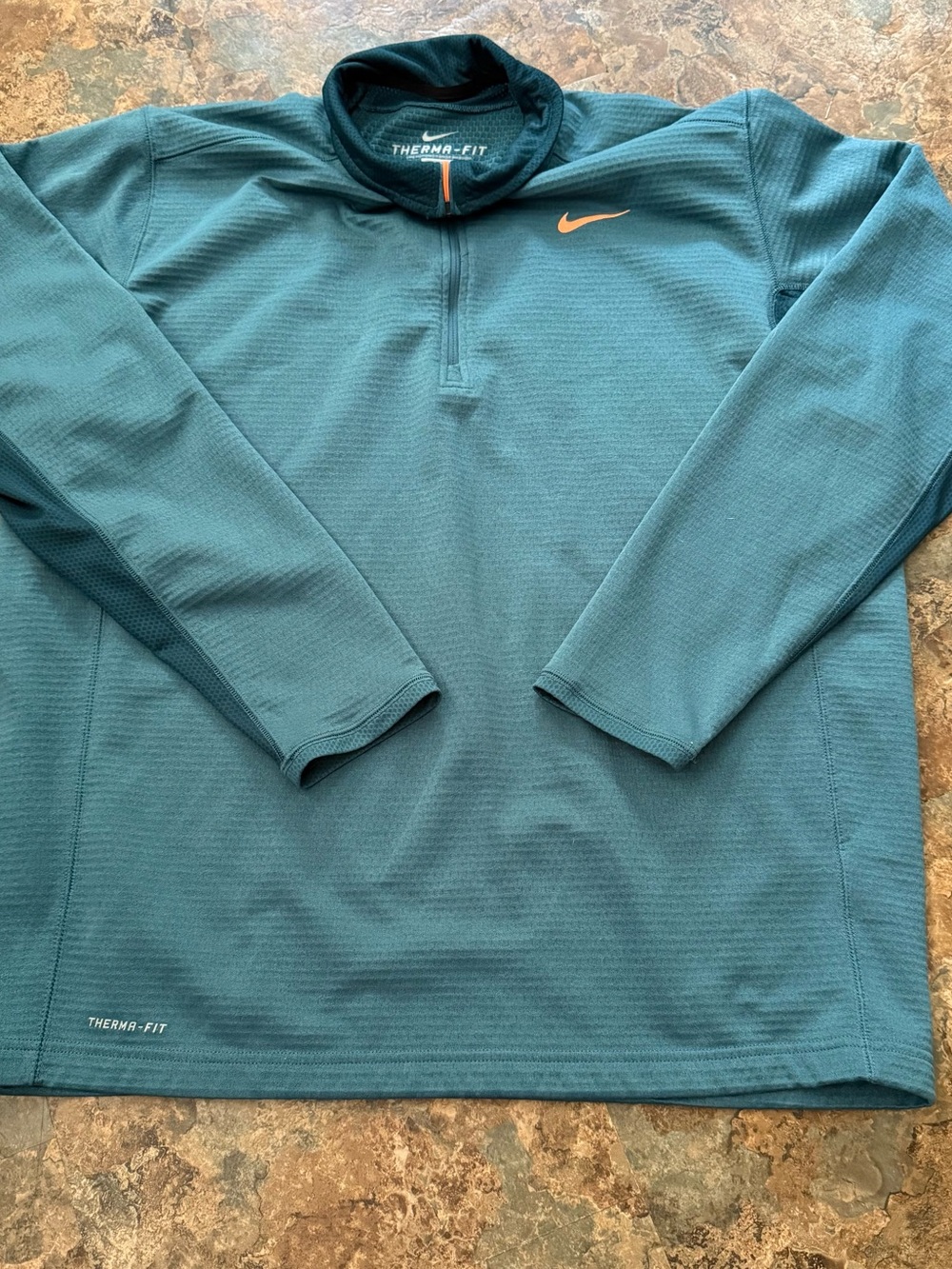 Nike Green Quarter-Zip‎ Therma-Fit Pullover with Swoosh Adult XL